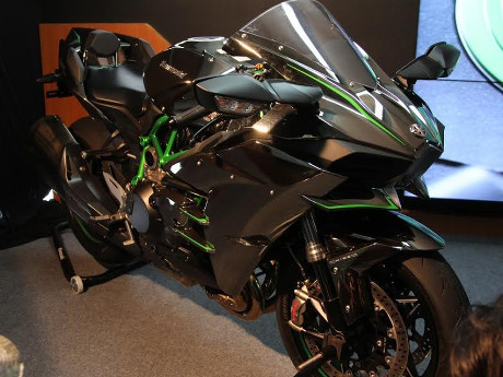 Lho..Ternyata Kawasaki "Belum Siap" Menjual Ninja H2R.