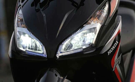 LED Head Light Mulai "Mewabah"...