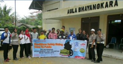 Kontes Safety Riding Untuk Ojeker di Polresta Sorong